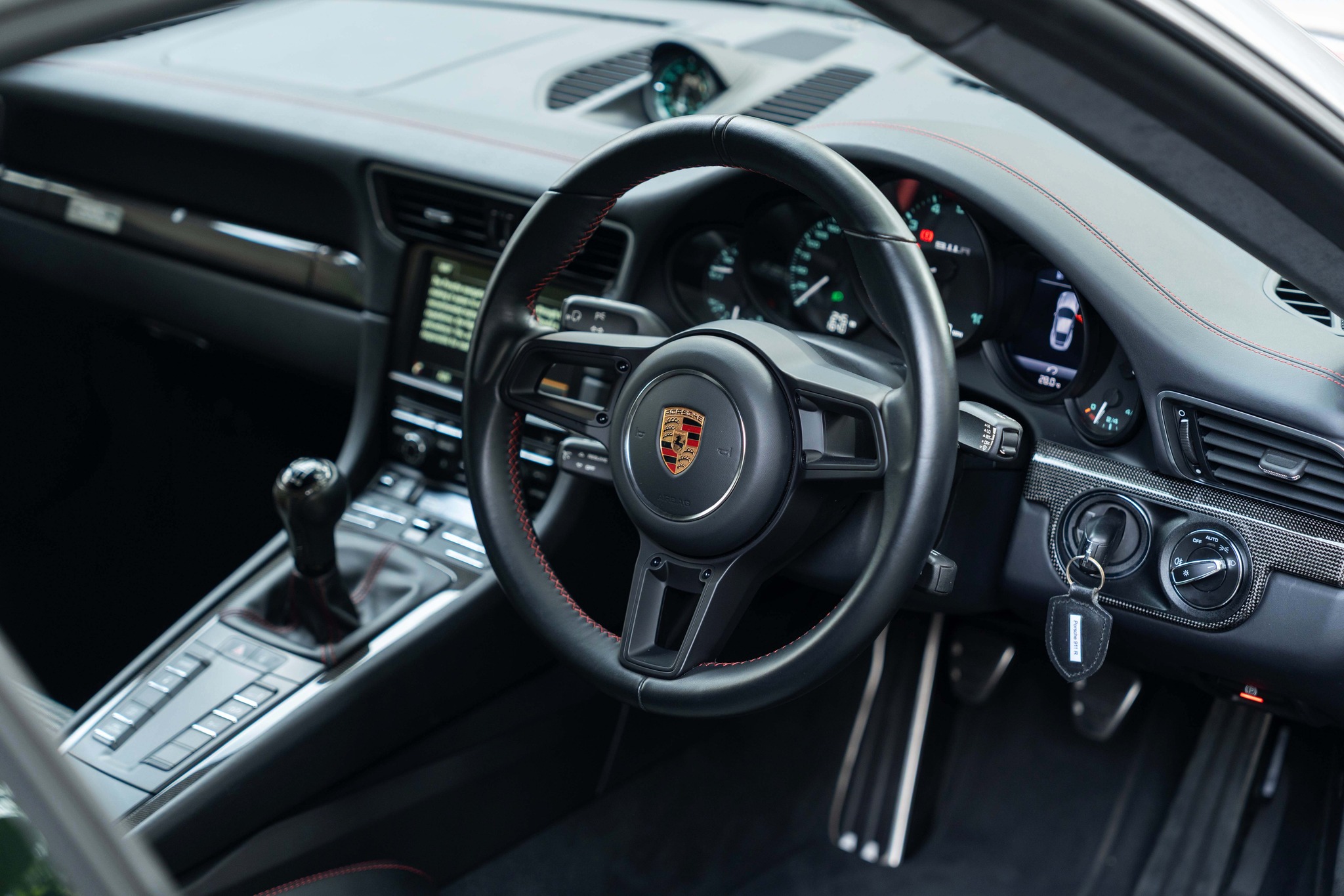 V1 Porsche 911 R 4