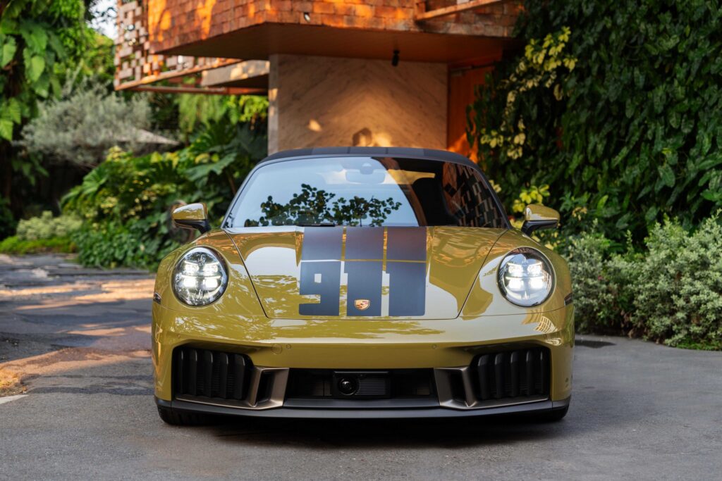 V1 Porsche 911 Spirit 70 7